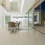 וילה Golden Brown By *